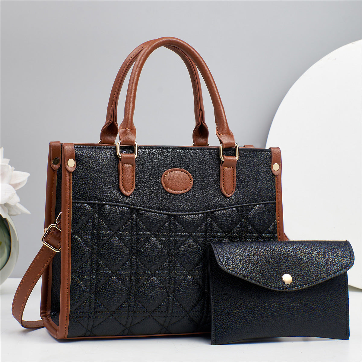Elegant Quilted Two-Tone Handbag with Matching Wallet