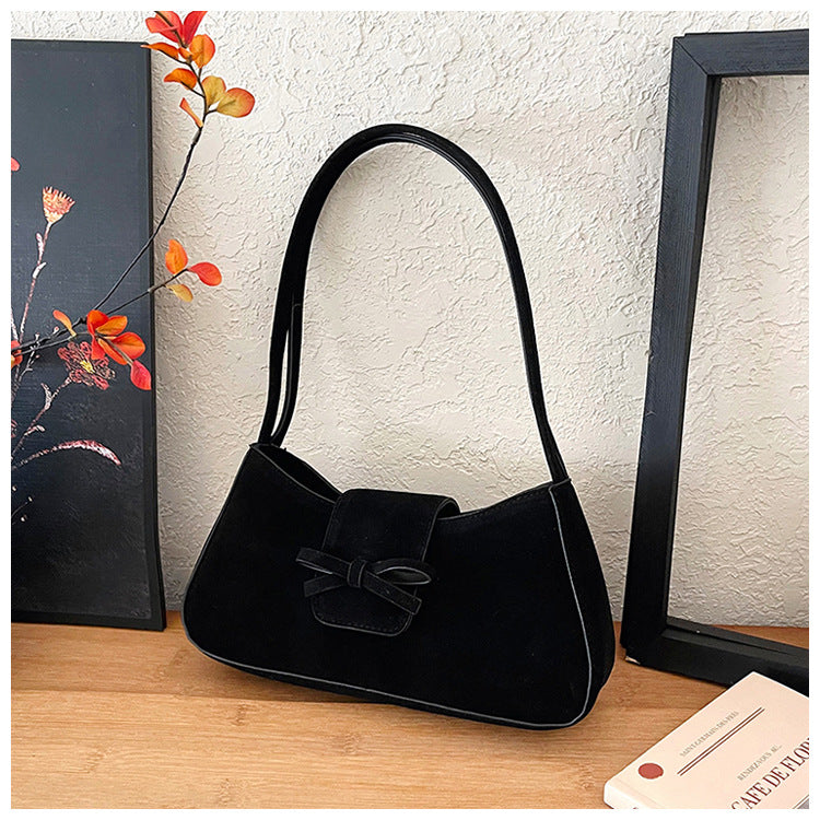 Classic Red Velvet Shoulder Bag with Bow