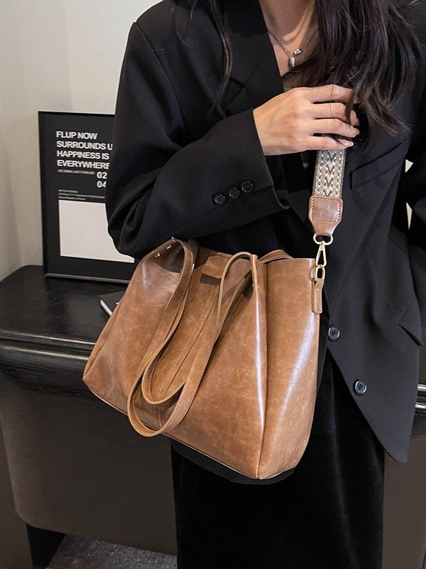 Black Tote Handbag with Patterned Shoulder Strap – Spacious & Trendy