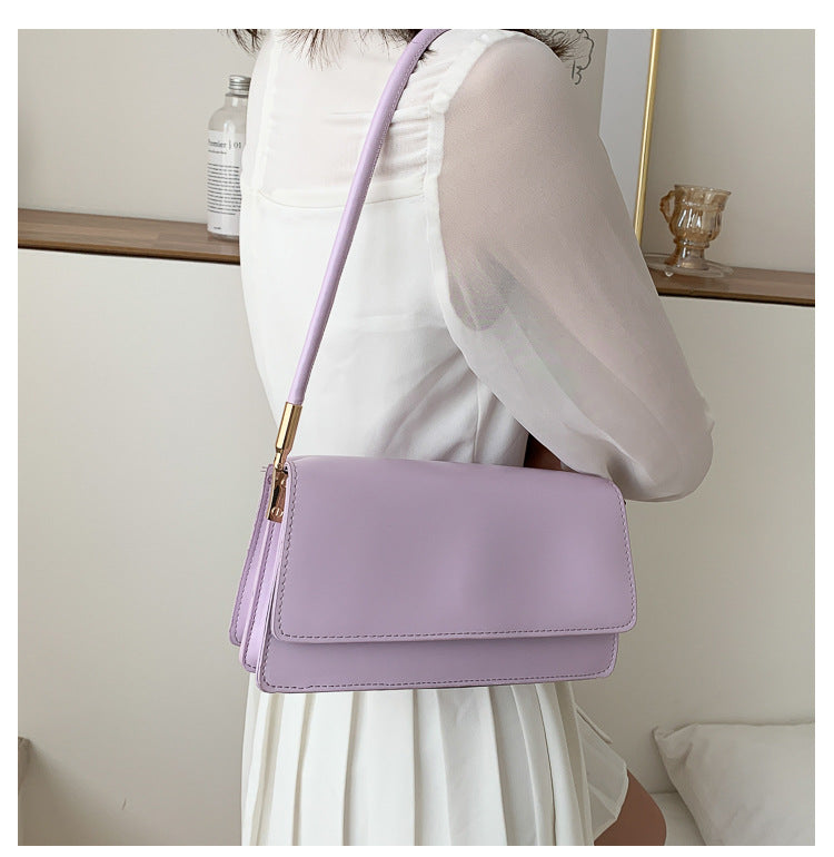 Pastel Lavender Minimalist Shoulder Bag with Flap Design