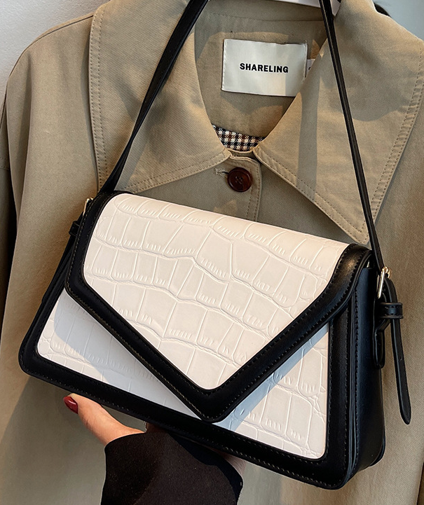 Elite Frame Shoulder Bag