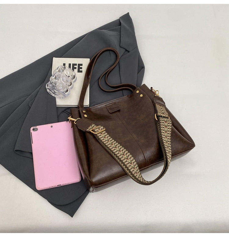 Black Tote Handbag with Patterned Shoulder Strap – Spacious & Trendy