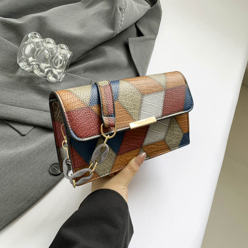 Multicolor Geometric Pattern Shoulder Bag with Decorative Chain Strap