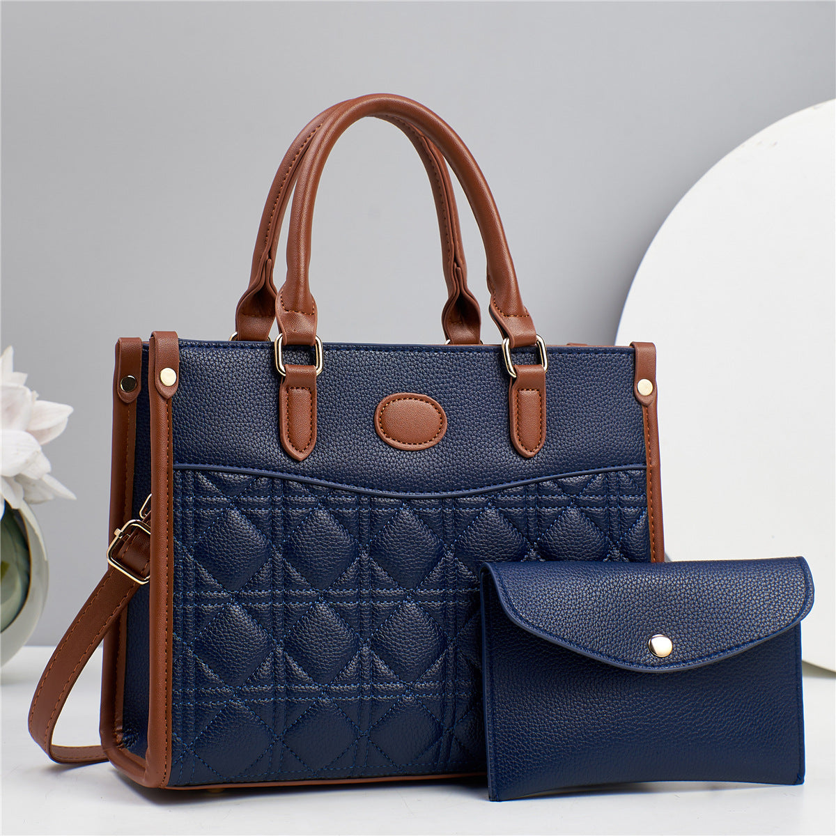 Elegant Quilted Two-Tone Handbag with Matching Wallet